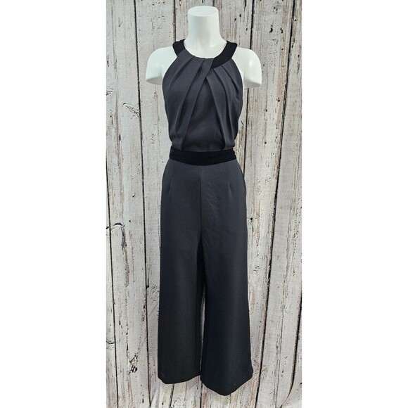 WN Women's‎ 12 Eliza J Pleated Halter Neck Velvet Accent Jumpsuit Romper Black - Picture 2 of 7